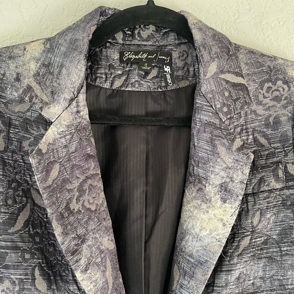 Elizabeth & James Gray Acid Wash Tie Dye Brocade Half Sleeve Blaze - Picture 3 of 9